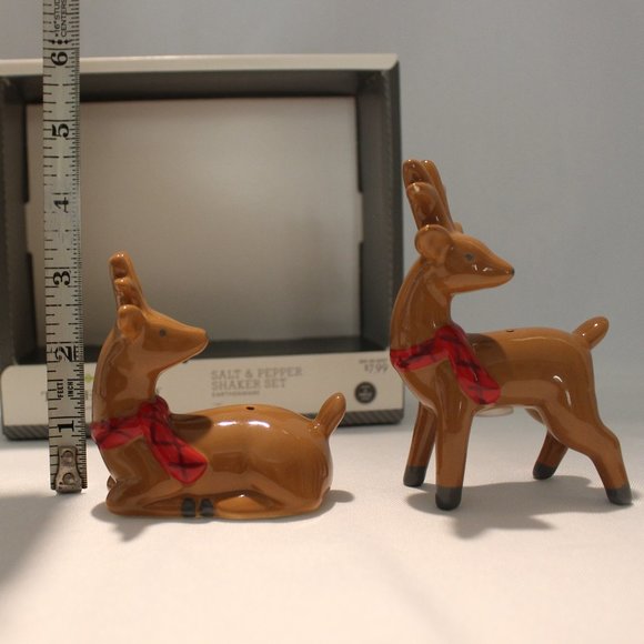 Threshold Earthenware Salt & Pepper Shaker Set - Holiday Reindeer - Picture 4 of 6
